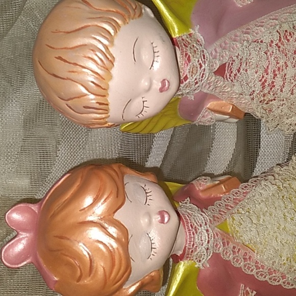 Very Cute Ceramic Kissing Angels-(2) - Picture 4 of 4
